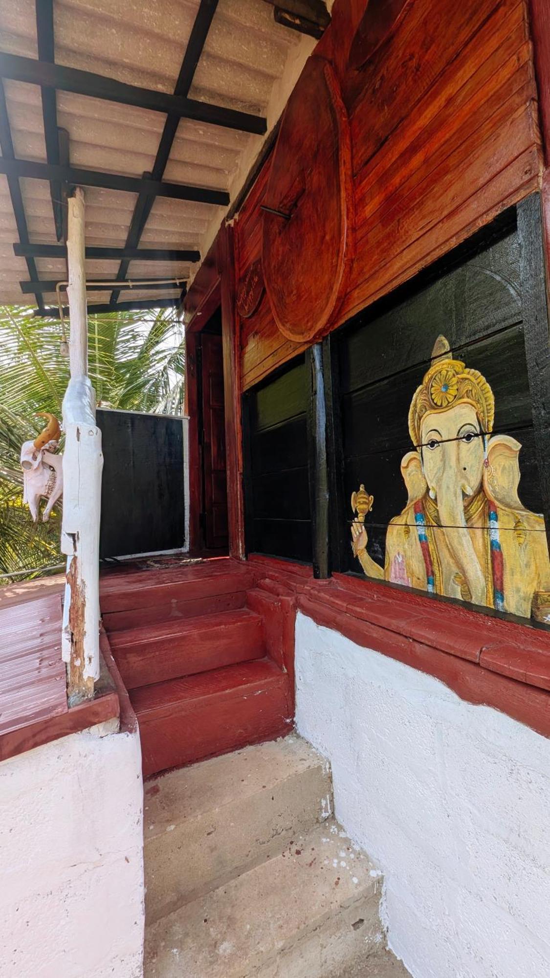 Hotel Three Little Birds Tangalle Exterior foto